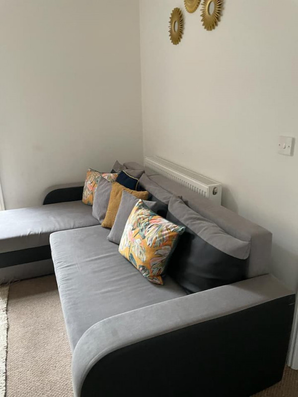 Holly Place- A cheerful 4 bedroom house